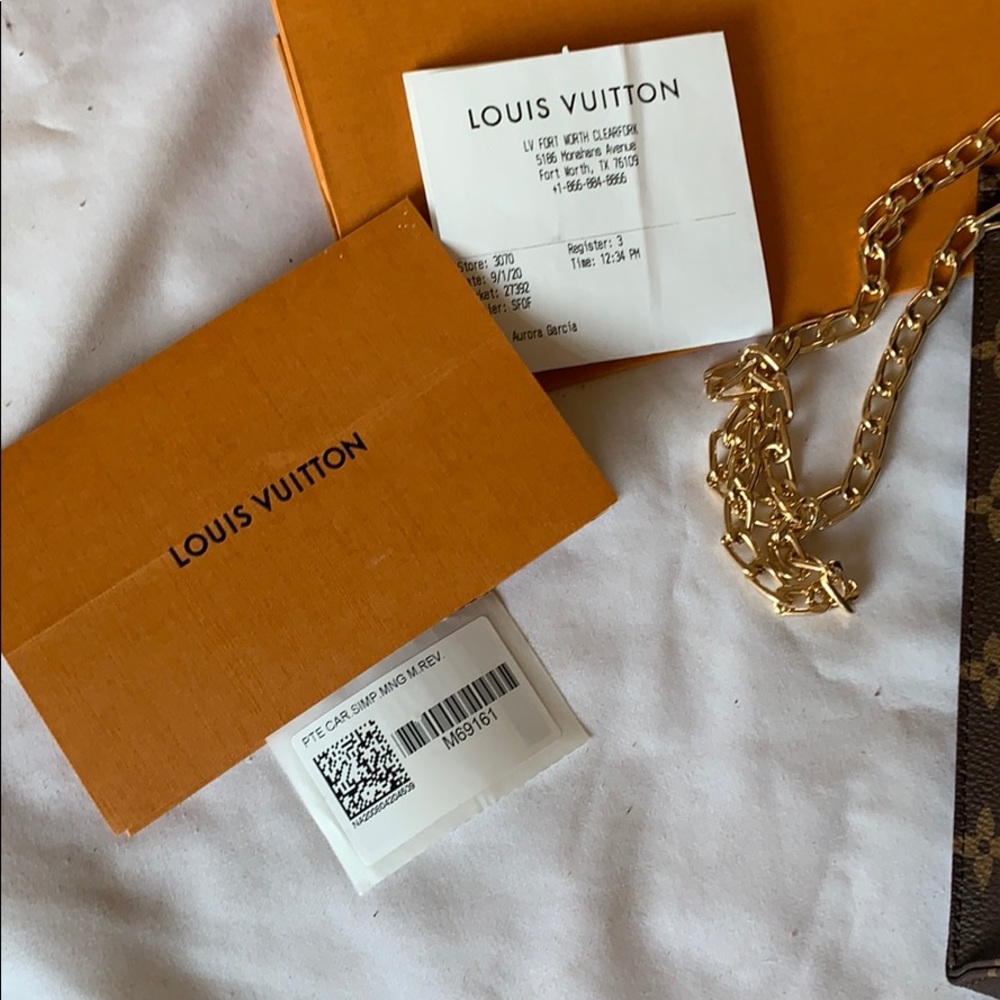 NWT Authentic Louis Vuitton Toiletry 26 *SOLD* - Picture 4 of 9